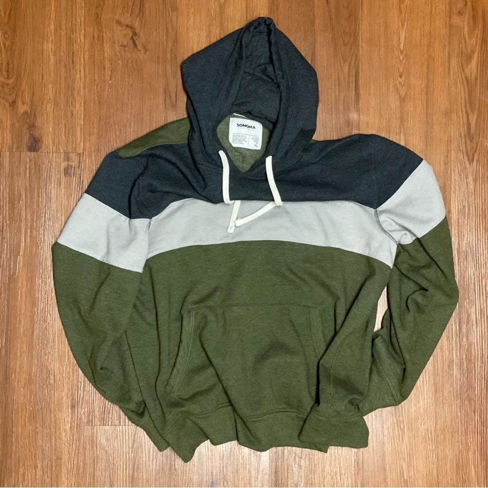 Men’s Sonoma Hoodie Size XL. Green Navy and Light Grey